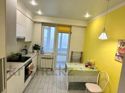 3-комнатная квартира · 87.7 м² · 10/10 этаж, Жибек жолы 9 за 32.9 млн 〒 в Усть-Каменогорске