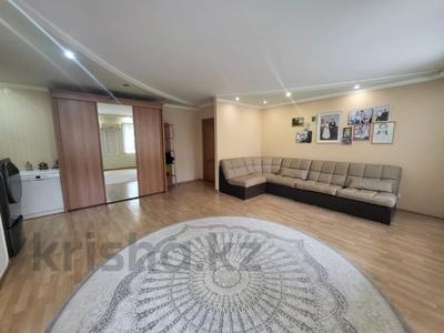 3-комнатная квартира · 59.6 м² · 1/9 этаж, Ауэзова 77 за 23.7 млн 〒 в Экибастузе