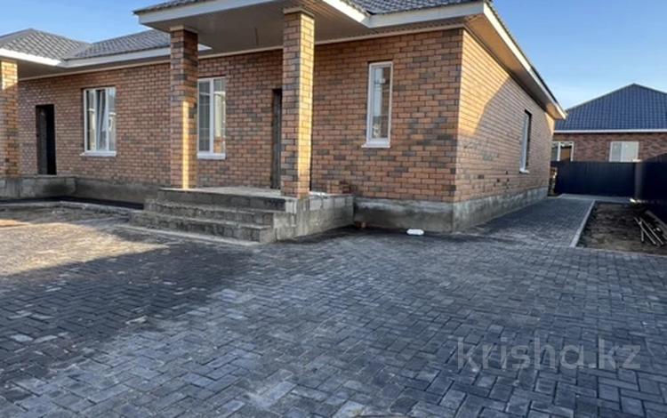Часть дома · 3 комнаты · 110 м², Махамбет Батыра 42 за 26 млн ₸ в Уральске — фото 2
