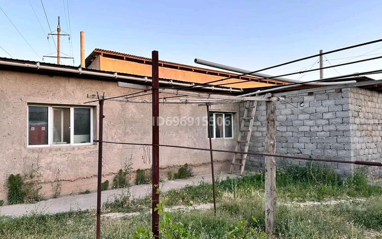 Отдельный дом · 3 комнаты · 76 м² · 8 сот., мкр Северо-Запад 16 — 87 школа за 23 млн ₸ в Шымкенте, Абайский р-н — фото 2