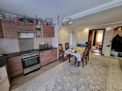 Отдельный дом · 3 комнаты · 100 м² · 8 сот., Лениногорская 41 за 13 млн 〒 в Семее