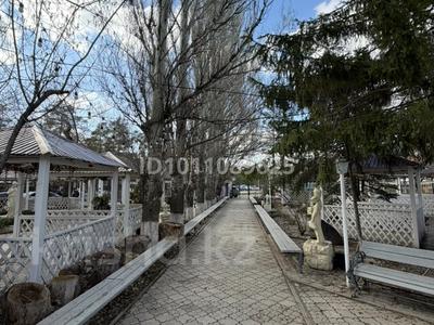 Қоғамдық тамақтану орны, ойын-сауық · 1000 м², бағасы: 1 млн 〒 в Уральске, мкр Школьник