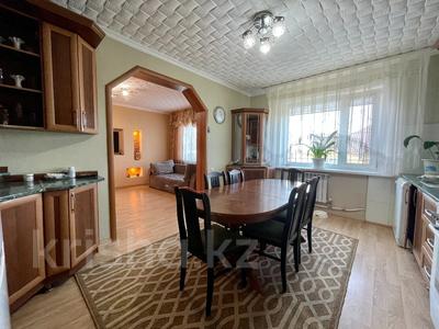 Отдельный дом · 6 комнат · 245.9 м² · 12 сот., Садовая за 57 млн 〒 в Костанае