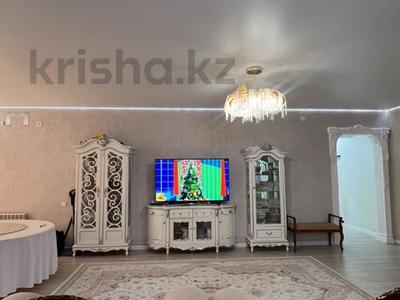 4-бөлмелі пәтер · 229 м² · 1/10 қабат, 28-ш/а. 47, бағасы: 110 млн ₸ в Актау, 28-й мкр