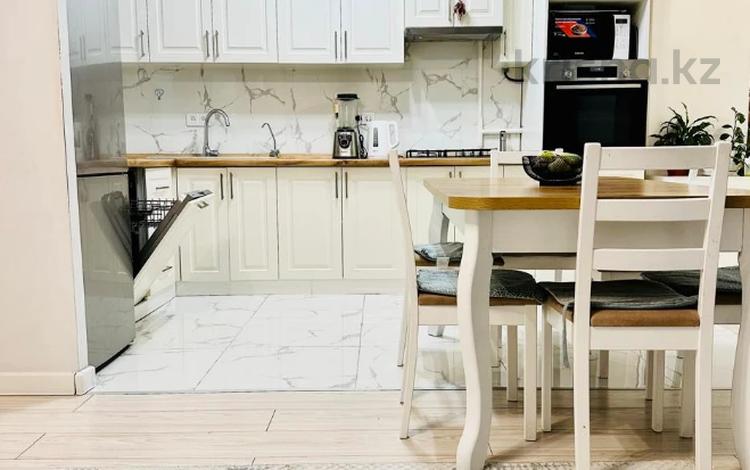 4-комнатная квартира · 90.4 м² · 2/4 этаж, Абая — Манаса за 73 млн ₸ в Алматы, Алмалинский р-н — фото 2