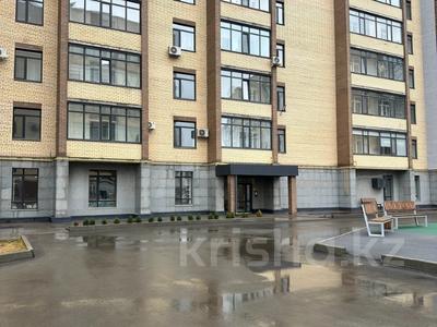 4-бөлмелі пәтер · 130 м² · 7/9 қабат, Набережная 49Б, бағасы: 70 млн ₸ в Костанае