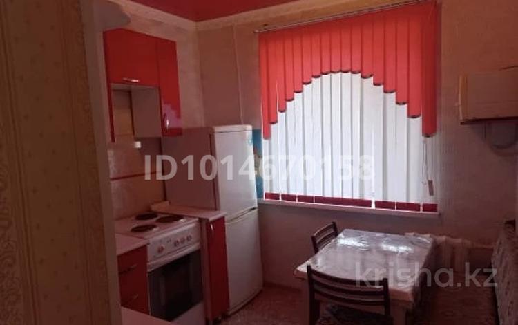 2-комнатная квартира · 75 м² · 2/5 этаж, Ғарышкерлер 27 — Рядом есть ЦУМ все не обиходимое парк,Школа Магазины за 12.5 млн ₸ в Жезказгане — фото 2