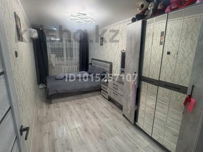 2-комнатная квартира · 43.7 м² · 5/5 этаж, 6мкр 12дом — Рядом площадь, сад вундеркинд,12 школа за 6.5 млн ₸ в Житикаре