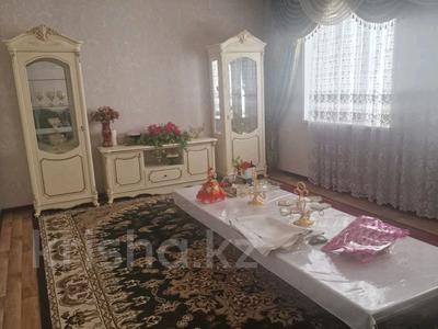 Жеке үй · 5 бөлме · 180 м² · 8 жүзд., Коммунизм — Мкр Кызылжар ул.Ташполатова, бағасы: 50 млн ₸ в Шымкенте, Туран р-н
