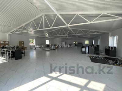 Еркін, дүкендер мен бутиктер, фитнес және спорт · 340 м², бағасы: ~ 1 млн ₸ в Костанае