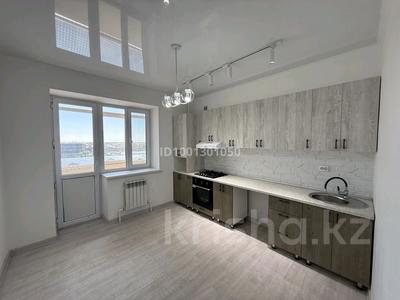 Продажа квартир в Атырауской обл.: 2-комнатная квартира · 71 м² · 6/10 этаж, мкр Нурсая, Таумуша Жумагалиева 10 — Салтанат Сарайы за 27 млн 〒 2-комнатная квартира · 71 м² · 6/10 этаж, мкр Нурсая, Таумуша Жумагалиева 10 — Салтанат Сарайы за 27 млн 〒 в Атырау