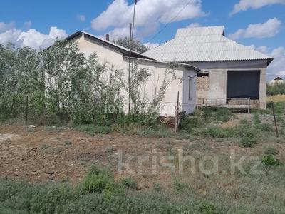 Отдельный дом · 4 комнаты · 110 м² · 40 сот., Жастар 56 — Теке ауылы, ауылда бәрі бар газ, жол, жарық. за 100 000 ₸