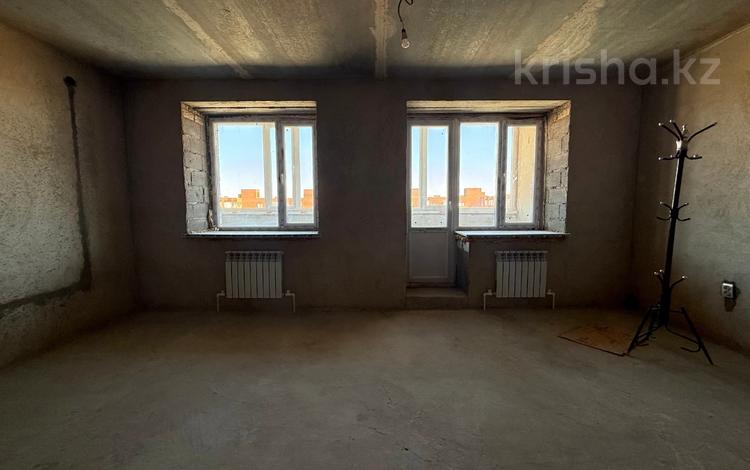 2-бөлмелі пәтер · 72.4 м² · 7/7 қабат, Алтын орда ш/а., бағасы: 20.7 млн ₸ в Актобе, мкр. Алтын орда — фото 3