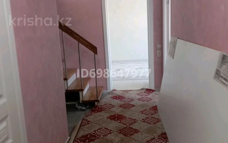 Отдельный дом · 5 комнат · 140 м², Маргулан 30 — Ресторан Жаным , ресторан Алтын-ұя за 300 000 〒 в Боралдае (Бурундай), мкр Водник-2 — фото 2