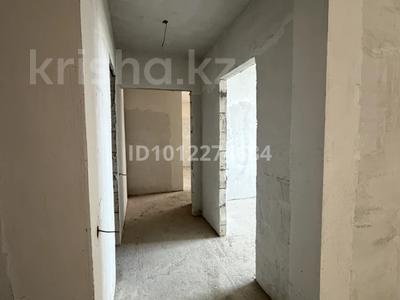 3-бөлмелі пәтер · 92 м² · 6/9 қабат, ул. Бокенбай Батыра 8, бағасы: 35 млн ₸ в Актобе, мкр Авиатор