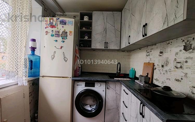 3-комнатная квартира · 52.4 м² · 5/5 этаж, Майкудук, Майкудук, 14й микрорайон 16 за 13.5 млн ₸ в Караганде, Алихана Бокейханова р-н — фото 2