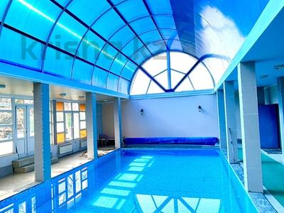 Дом · 7 комнат · 460 м², мкр Тау Самал, Улица Ладушкина 120/14 — Оспанова за 120 000 〒 в Алматы, Медеуский р-н