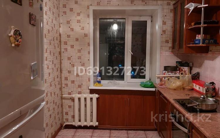 2-комнатная квартира, 53 м², 5/5 этаж помесячно, Кутжанова 36 за 120 000 〒 в Семее — фото 2