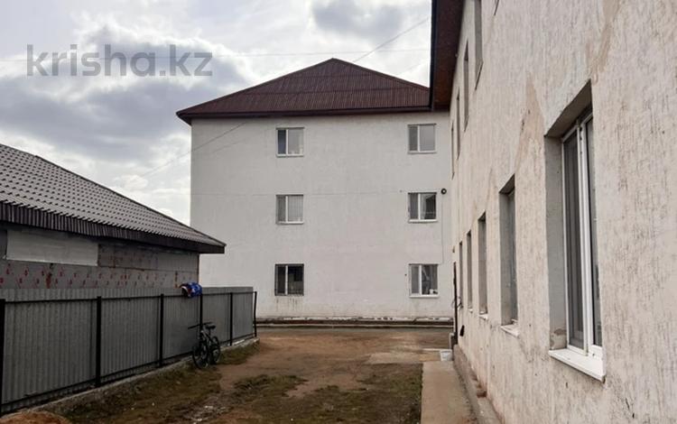 Отдельный дом · 36 комнат · 1200 м² · 30 сот., мкр Уркер, Уали халфин 60 за 250 млн ₸ в Астане, Нура р-н — фото 7