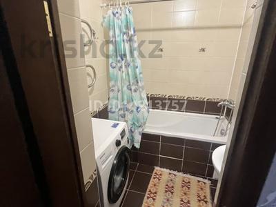 2-комнатная квартира · 72 м², Иманбаева 9 за 13 000 ₸ в Астане, р-н Байконур