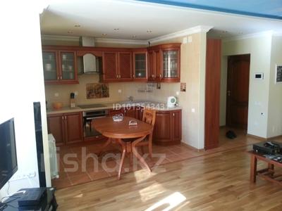 2-бөлмелі пәтер · 65 м² · 9/9 қабат, Аскарова Асанбая 21\15 — Т Садыкова, бағасы: 350 000 ₸ в Алматы, Наурызбайский р-н