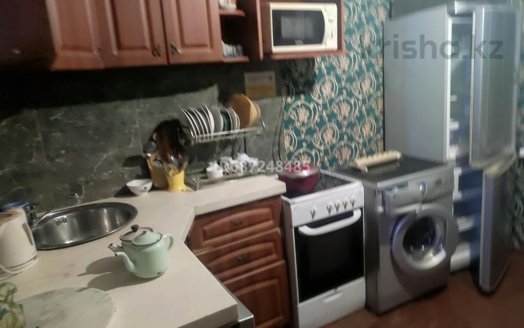 2-комнатная квартира · 65 м² · 3/10 этаж, Ибраева 129 — Центр, Цум,Каспи банк, Тамаша за 200 000 ₸ в Семее, Красный Кордон — фото 578