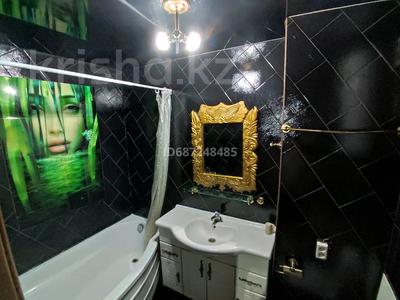 2-комнатная квартира · 65 м² · 3/10 этаж, Валиханова 129 — Центр, Цум,Каспи банк, Тамаша за 250 000 ₸ в Семее, Красный Кордон