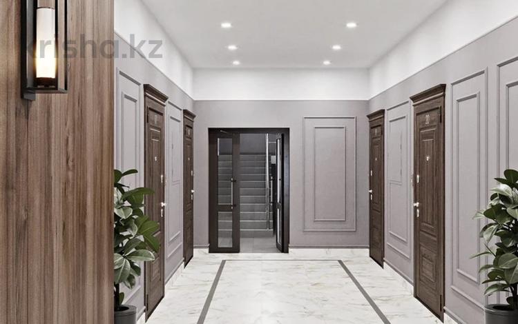 2-бөлмелі пәтер · 70 м² · 3/5 қабат, мкр Михайловка , Жанибекова 53, бағасы: 48 млн ₸ в Караганде, Казыбек би р-н — фото 2
