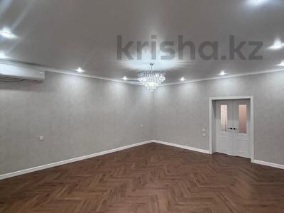 3-бөлмелі пәтер · 101 м² · 3/10 қабат, Алтын орда ш/а., бағасы: 40.8 млн ₸ в Актобе, мкр. Алтын орда