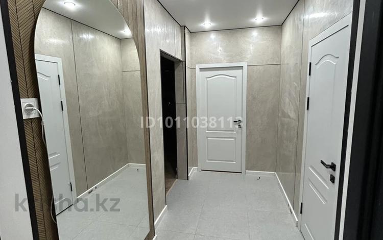 2-бөлмелі пәтер · 57.7 м² · 8/12 қабат, мкр Шымсити, Қ.Жалайыри — Туркия көшесі мен Қ.Жалайыри көшесі қиылысында, бағасы: 28 млн ₸ в Шымкенте, Абайский р-н — фото 2