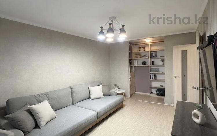 3-комнатная квартира · 60.9 м² · 6/9 этаж, мкр Юго-Восток, мкр Степной 2 6 за 26.5 млн ₸ в Караганде, Казыбек би р-н — фото 2