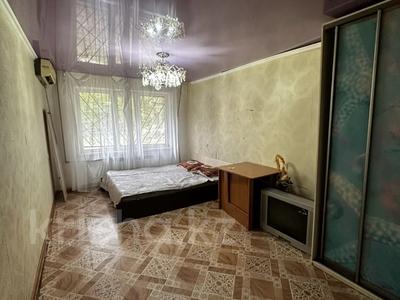 2-комнатная квартира, 44.8 м², 1/5 этаж, Чурина 162 за 10.3 млн 〒 в Уральске