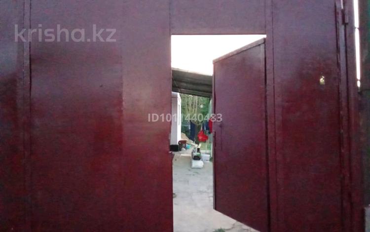 Саяжай · 3 бөлме · 57.2 м² · 8 жүзд., Қайнар Бұлақ, Яблоневая 106 — Остановка Старая Конечная в сторону оврага, бағасы: 14 млн ₸ в Шымкенте, Абайский р-н — фото 7