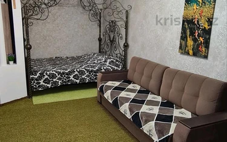 1-комнатная квартира · 42 м² · 3/6 этаж, Дулатова — Козбагарова за 15 000 ₸ в Семее — фото 25