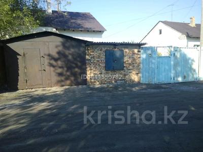 Часть дома · 3 комнаты · 95 м² · 10 сот., мкр Михайловка — Кошубаева за 17 млн ₸ в Караганде, Казыбек би р-н