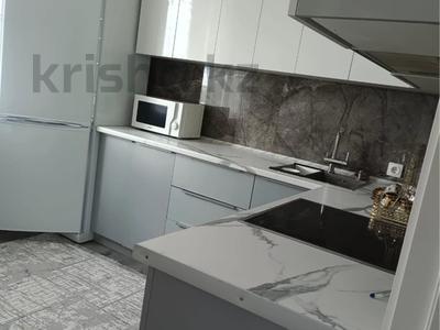 2-бөлмелі пәтер · 57 м² · 18/22 қабат, Роза Багланова 6/1, бағасы: 37.3 млн ₸ в Астане, Нура р-н