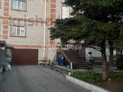 Отдельный дом · 7 комнат · 400 м² · 20 сот., Беркимбаева 147 — Беркимбаева Торайгырова за 105 млн 〒 в Экибастузе
