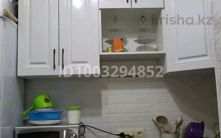 2-комнатная квартира · 46 м² · 1/4 этаж, Томпиева 1 — На самом центре города все доступно остановка школа садик рынок за 13 млн 〒 в Балхаше — фото 2