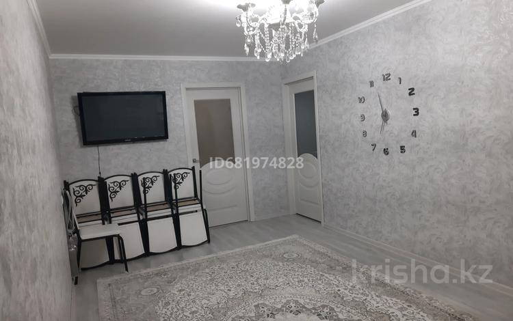 2-комнатная квартира, 45 м², 5/5 этаж, Металлург 10/3 за 10 млн 〒 в Темиртау — фото 2