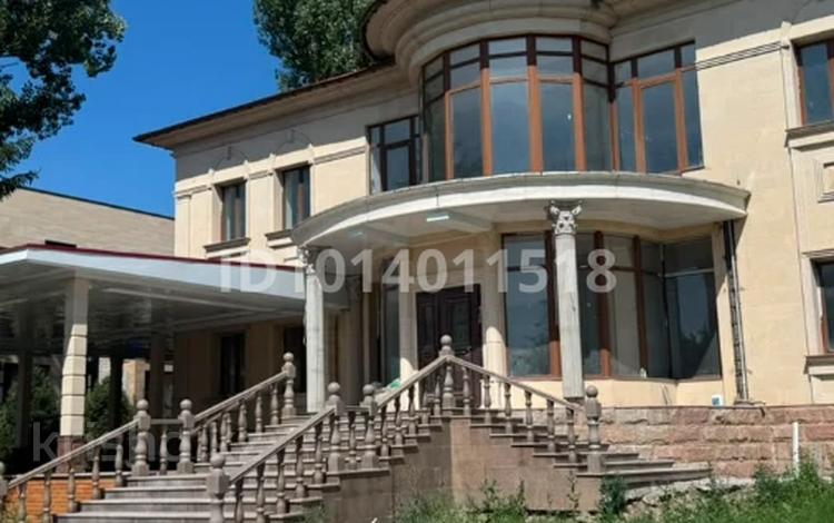 Отдельный дом · 8 комнат · 1200 м² · 53 сот., Ушкемпирова 40 за 1.2 млрд ₸ в Алматы, Бостандыкский р-н — фото 9