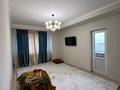 2-комнатная квартира, 64.7 м², 9/9 этаж, Байдибек Би за 26 млн 〒 в Шымкенте, Туран р-н — фото 2