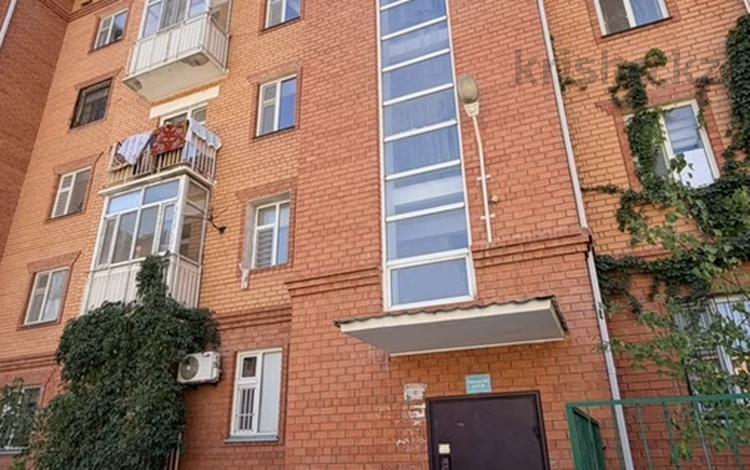 3-бөлмелі пәтер · 75 м² · 1/5 қабат, Жаппасбай батыр 72В — Кби, бағасы: 21 млн ₸ в  — фото 2