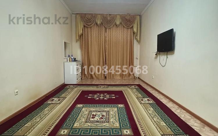 2-бөлмелі пәтер · 67 м² · 1/9 қабат, Авиагородок 2в, бағасы: 100 000 〒 в Актобе, мкр Авиагородок — фото 2