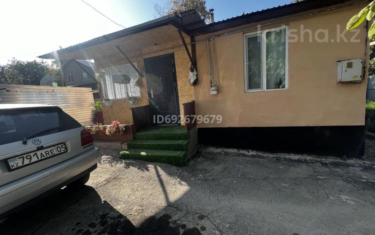 Отдельный дом • 3 комнаты • 66 м² • 9 сот., Гоголя 40 за 26 млн 〒 в Талгаре — фото 2