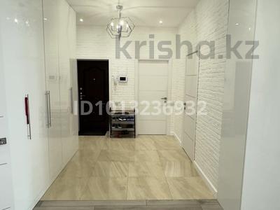 3-бөлмелі пәтер · 160 м² · 5/7 қабат, мкр. Алтын орда, Санкибай батыра 28В, бағасы: 68 млн ₸ в Актобе