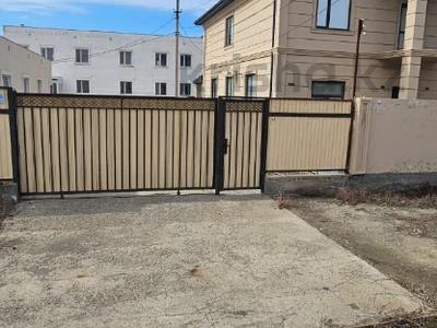 Свободное назначение, офисы, магазины и бутики, общепит, бани, гостиницы и зоны отдыха, медцентры и аптеки, образование · 407 м² за 66 млн 〒 в Атырау, мкр Самал