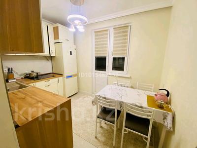 2-бөлмелі пәтер · 60 м² · 10/12 қабат, Ақбұлақ ш/а., 1-я улица 43, бағасы: 300 000 ₸ в Алматы, Алатауский р-н