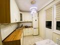 2-комнатная квартира · 60 м² · 10/12 этаж, мкр Акбулак, 1-я улица 43 за 300 000 ₸ в Алматы, Алатауский р-н — фото 9