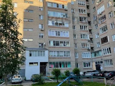 2-комнатная квартира, 58 м², 1/9 этаж, пермитина 31 за 22.9 млн 〒 в Усть-Каменогорске