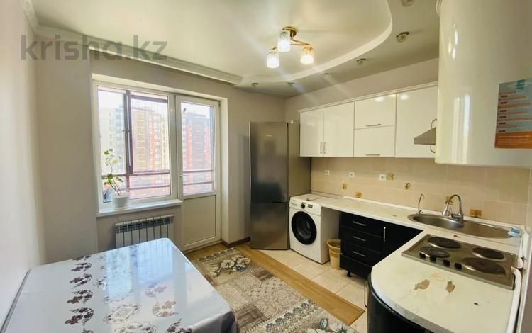 2-бөлмелі пәтер · 63 м² · 8/15 қабат, Ракымжан Кошкарбаев, бағасы: 31 млн ₸ в Астане, Алматы р-н — фото 2